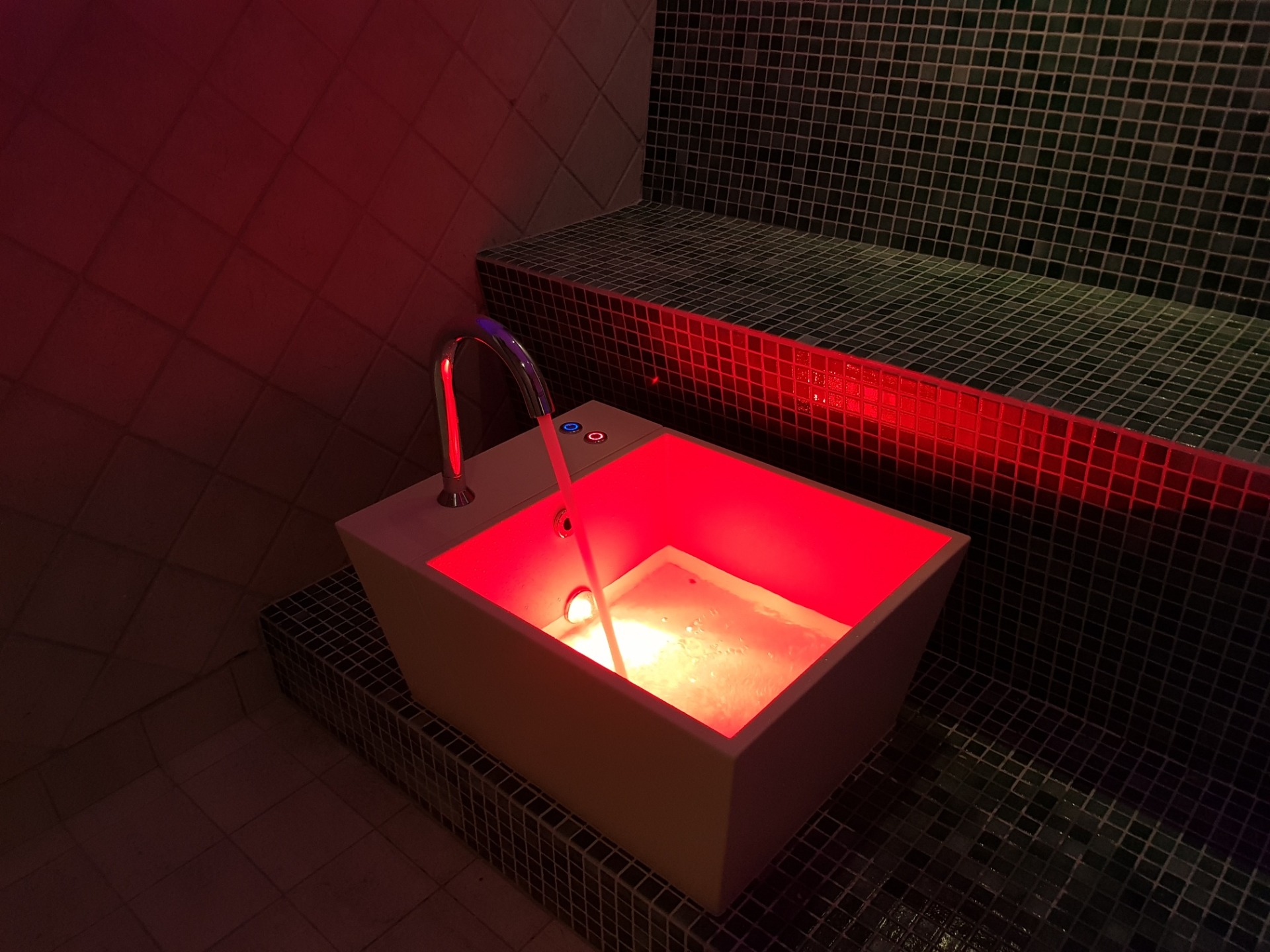 Foot Basins Enjoy the spa experience